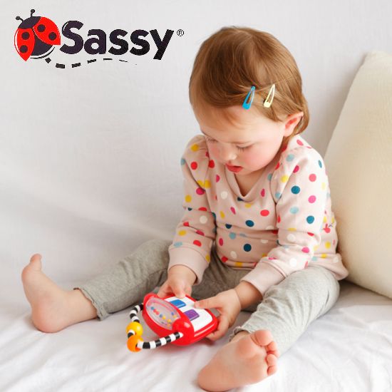 sassyおもちゃ　ファーストキーボード