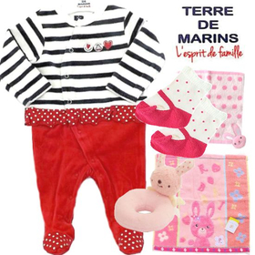 フランス製テールドマランベビー服とsassyマイファーストキーボード　女の子出産祝いセット